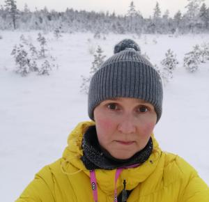 Noora Impola i ett vinterlandskap
