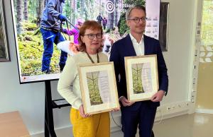 Paula Kankaanmäki LadyForestista ja Versowoodin toimitusjohtaja Ville Kopra. 
